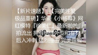 眼镜妈妈给宝贝喂奶.那一对豪乳太大了,绝对吃得饱