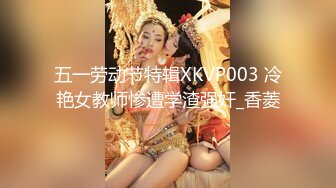 【新片速遞】  大神商场尾随一路跟拍❤️吊带裙美女的裙底美女外表清纯然而内裤两侧都露毛了