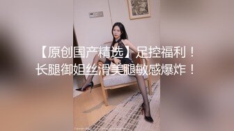 逛万达遇见个黑美甲骚货美女，黑色代表性欲强，跟去拍小逼逼下面也是长了一堆黑乎乎的阴毛！