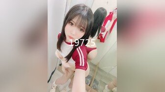 高颜值巨乳模特私拍写真,遭摄影师疯狂抠逼