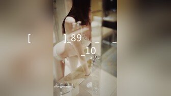 后入02年大奶蜜桃臀女友