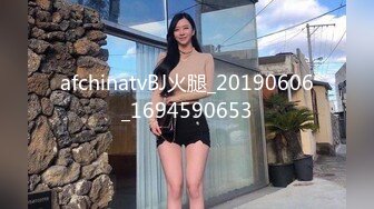 《顶级反差✅私拍泄密》你的女神有钱人的母G！美院模_特级别身材拜金高颜气质美女被大屌富二代各种调教啪啪抓着头发使劲肏 (2)