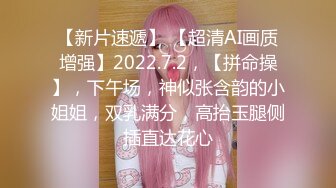 二月新流出大神潜入高校女厕全景后拍❤️学妹尿尿妹子拉稀把粑粑拉裤子上了换裤子