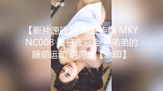 娇妻自拍，老婆想3P